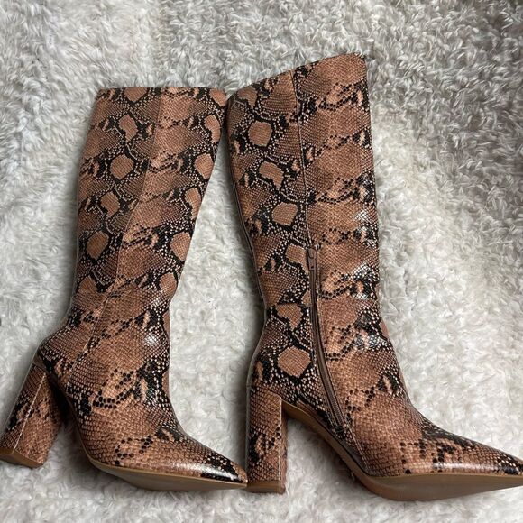 Gianni Bini Kellbie Leather Snakeskin printsTall brown Block Heel Boots SZ 9 .5 - Picture 2 of 12